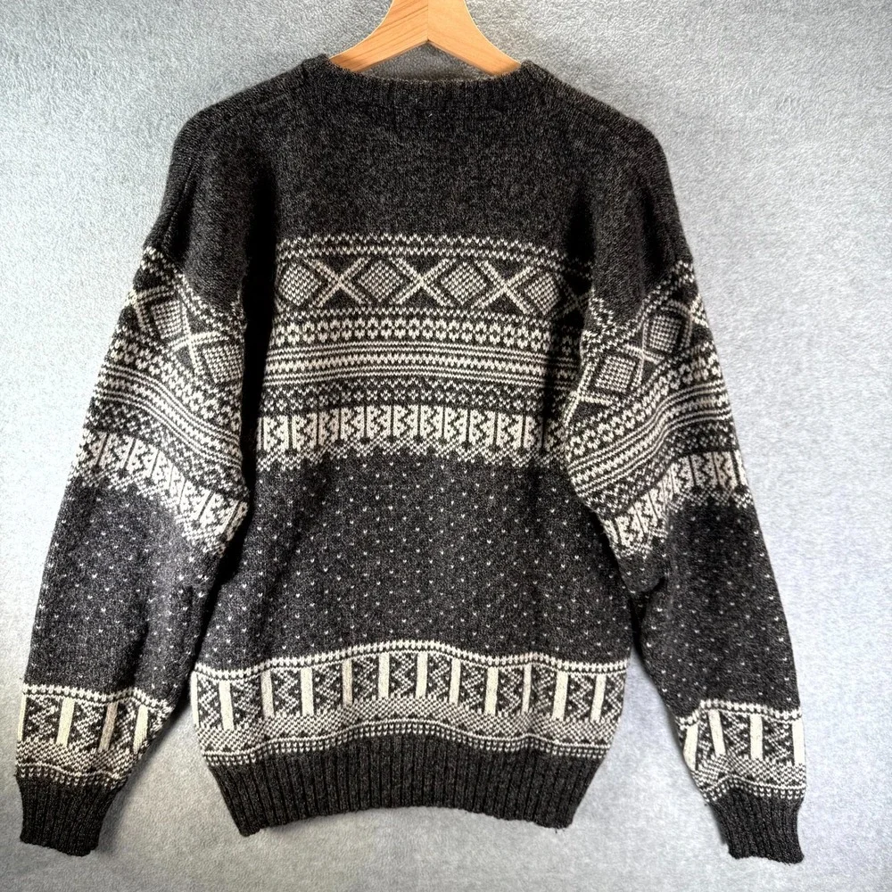 Vintage Woolrich Sweater Mens Medium Gray Aztec‎ Wool Crew Long Sleeve Pullover